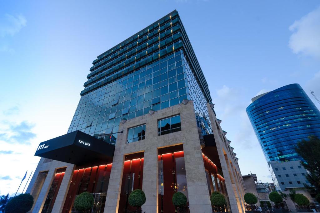 QMasters HQ — Derech Begin 46, Tel Aviv
